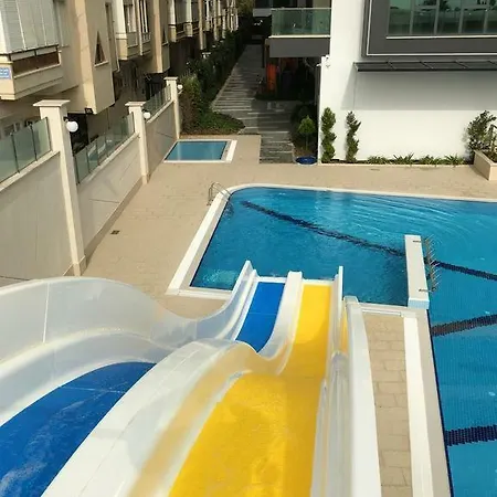 Konak Tower Apartman Apartment Mahmutlar